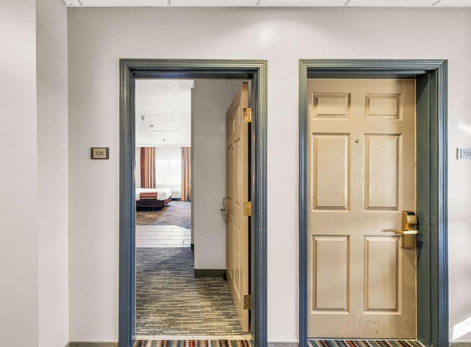 Country Inn & Suites By Radisson, Decatur, Il Buitenkant foto